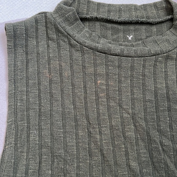 American eagle sleeveless top (free in bundle) - Picture 3 of 3